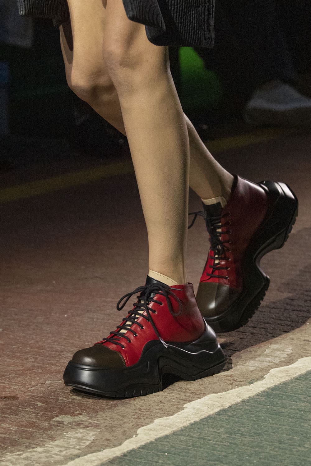 Louis Vuitton Pré-Automne 2023 Sacs, chaussures, détails Runway Magazine (13)