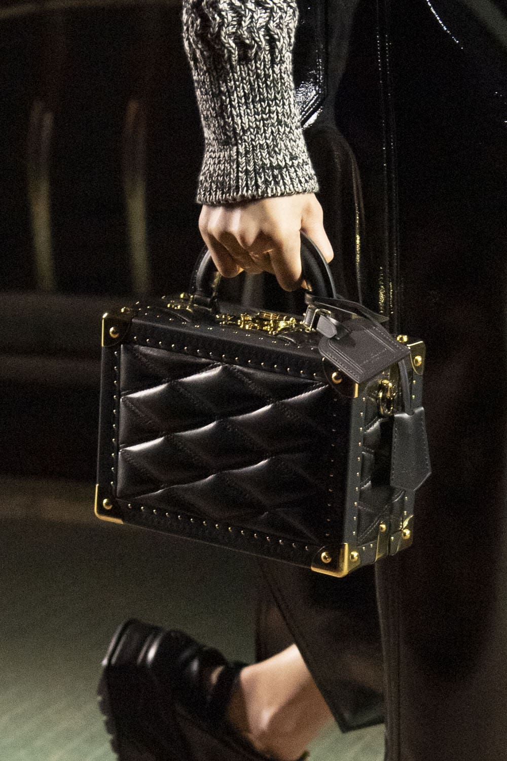 Louis Vuitton Pré-Automne 2023 Sacs, chaussures, détails Runway Magazine (58)