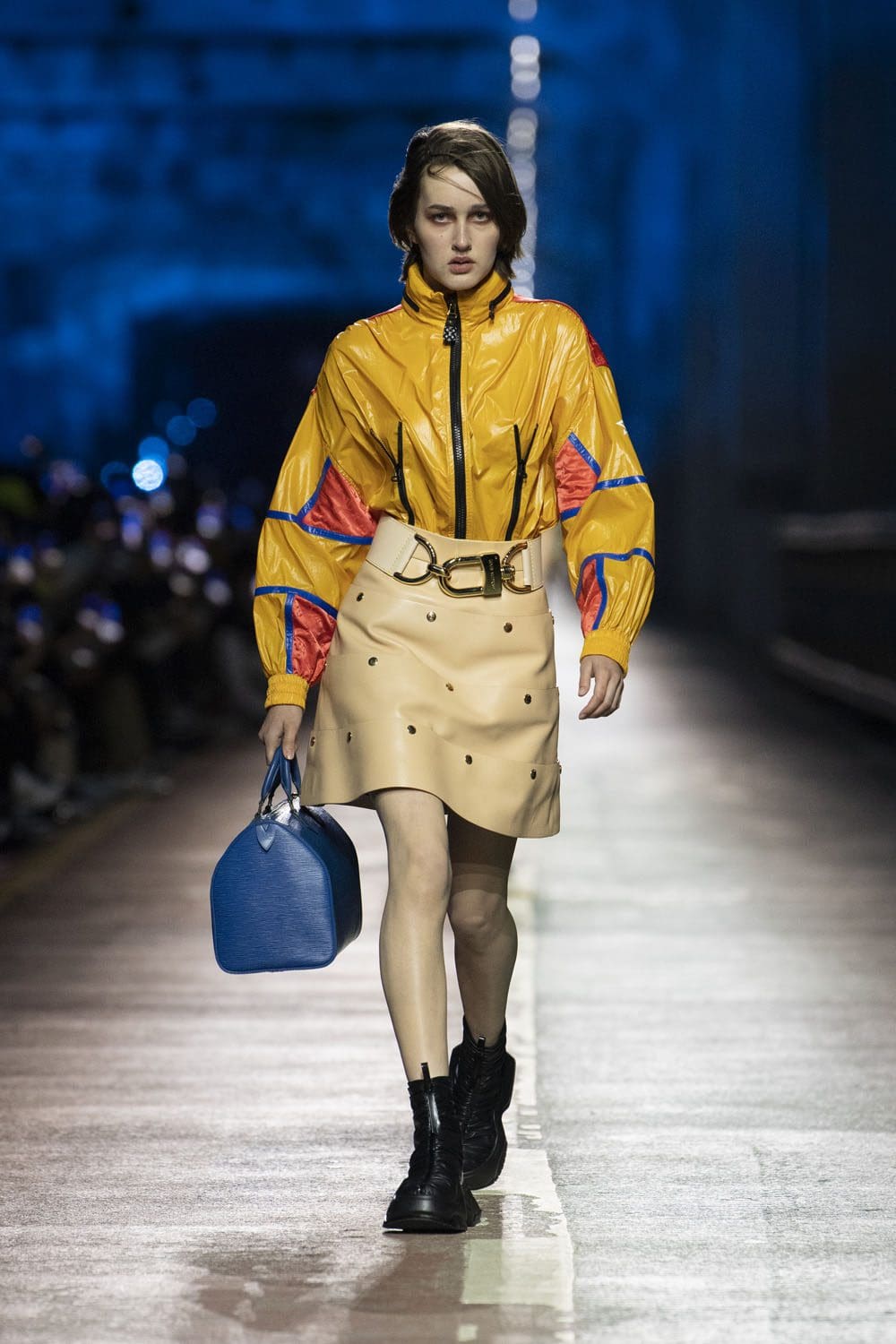 Louis Vuitton Pré-Automne 2023 Séoul Runway Magazine (1)