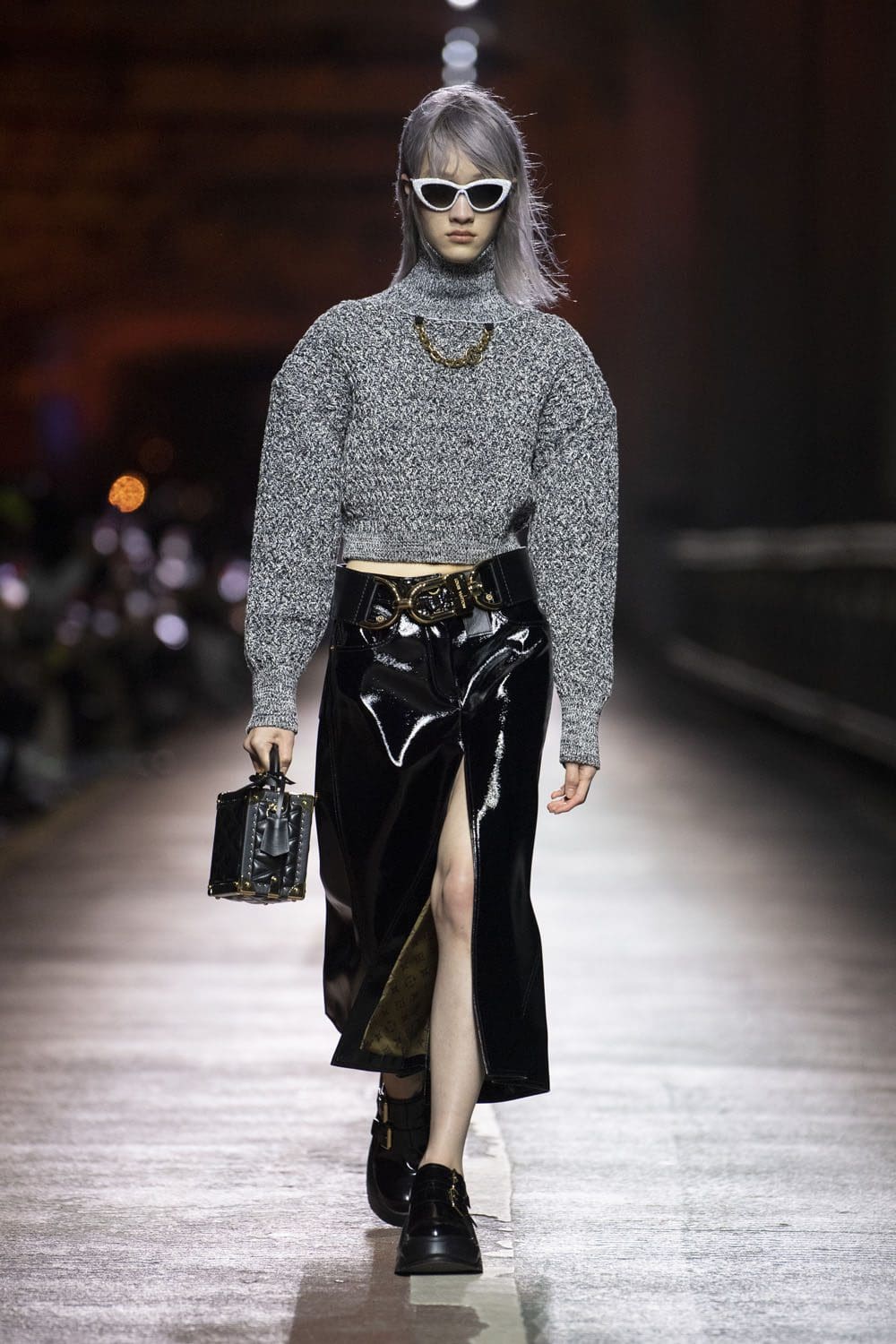 Louis Vuitton Pré-Automne 2023 Séoul Runway Magazine (31)