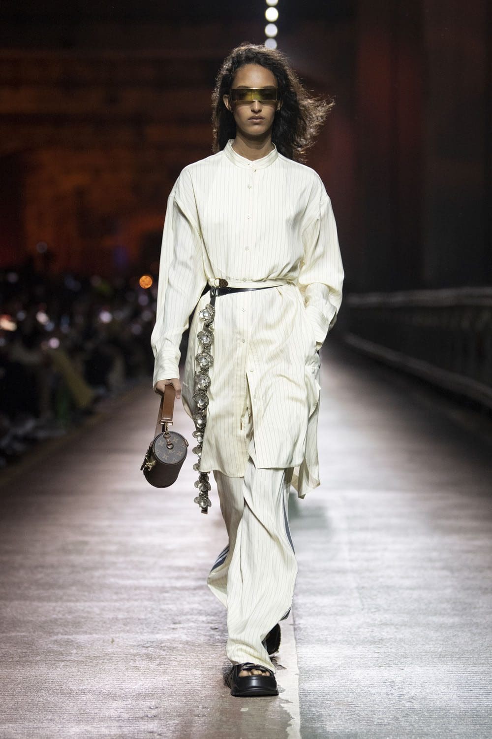 Louis Vuitton Pré-Automne 2023 Séoul Runway Magazine (41)