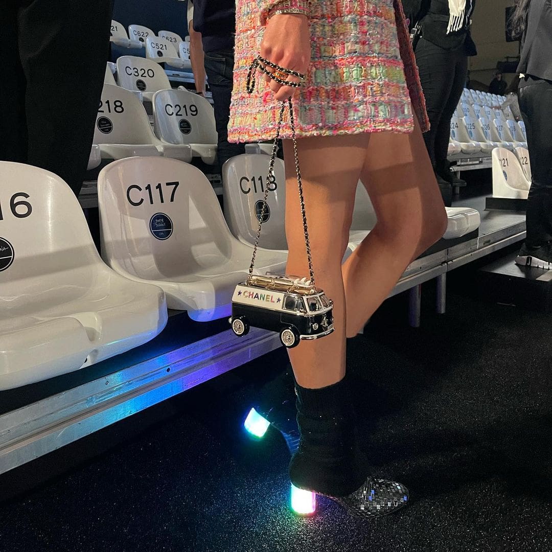 3 香奈儿邮轮之旅 2024 度假村 Runway 杂志洛杉矶香奈儿巴士包
