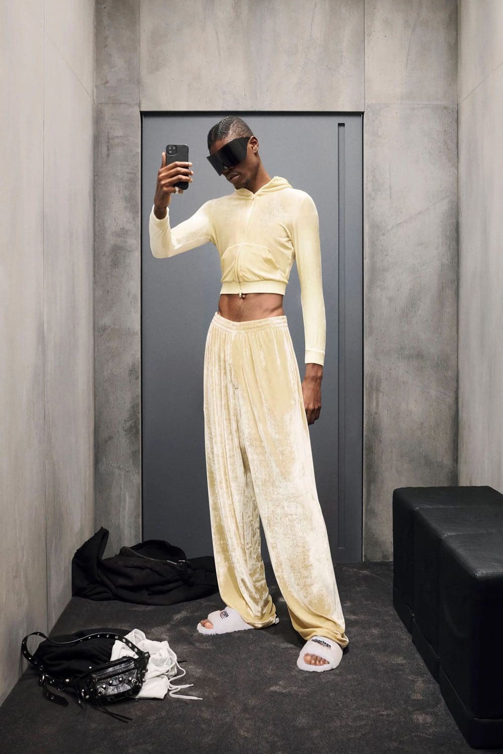 Balenciaga Pre Fall 2023 Runway Magazine (23)
