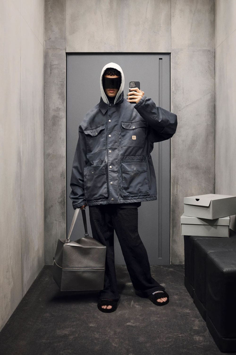 Balenciaga Pre Fall 2023 Runway Magazine (26)