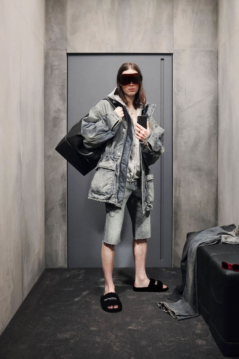 Balenciaga Pre Fall 2023 Runway Magazine (28)