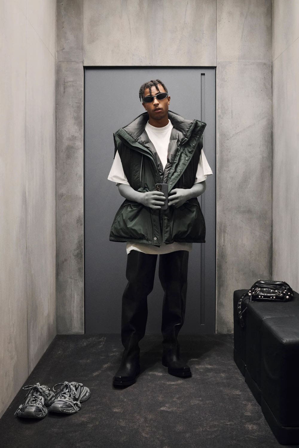 Balenciaga Pre Fall 2023 Runway Magazine (6)