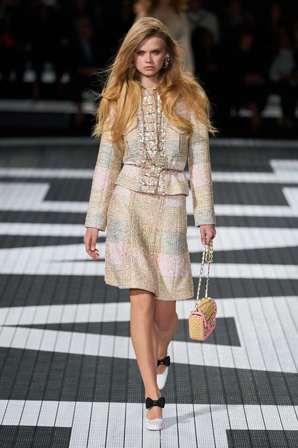 香奈儿邮轮之旅 2024 度假村 Runway 洛杉矶杂志 (14)