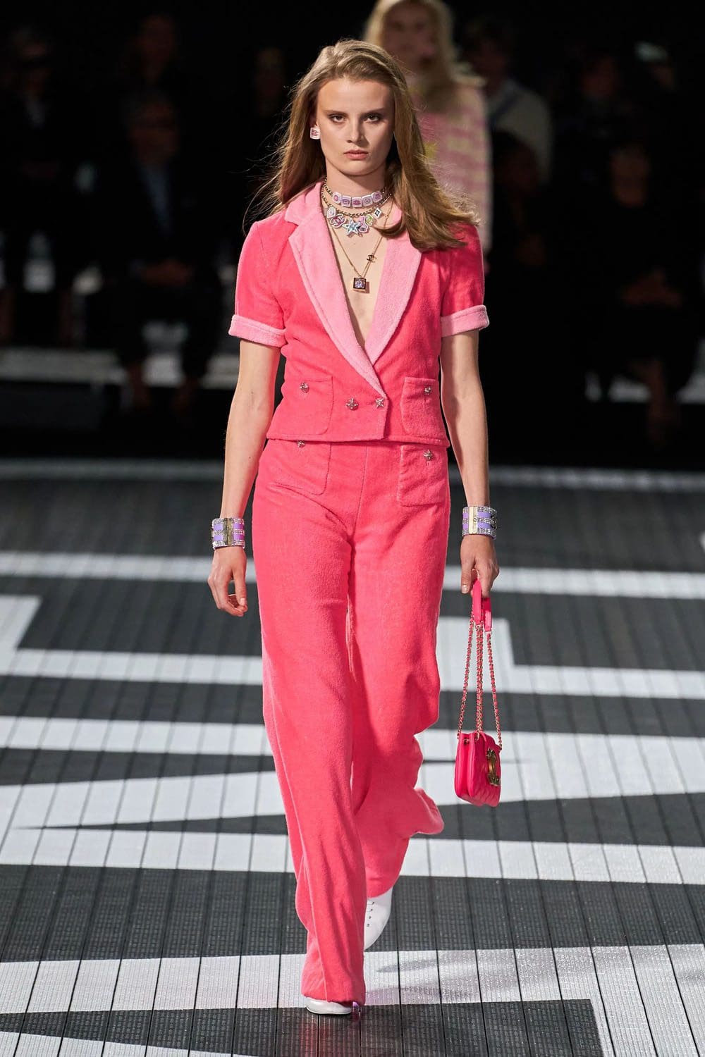 香奈儿邮轮之旅 2024 度假村 Runway 洛杉矶杂志 (19)