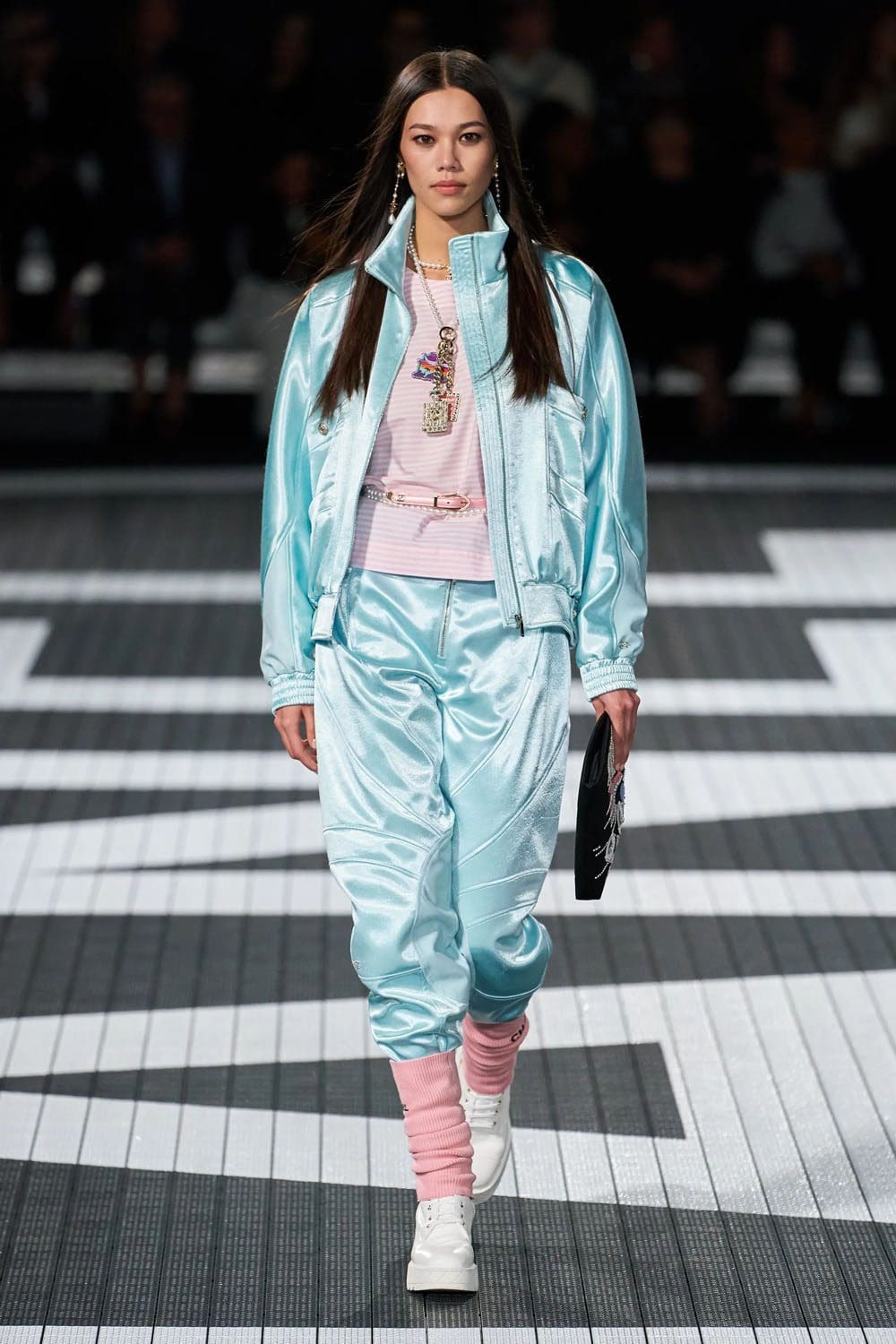 香奈儿邮轮之旅 2024 度假村 Runway 洛杉矶杂志 (30)