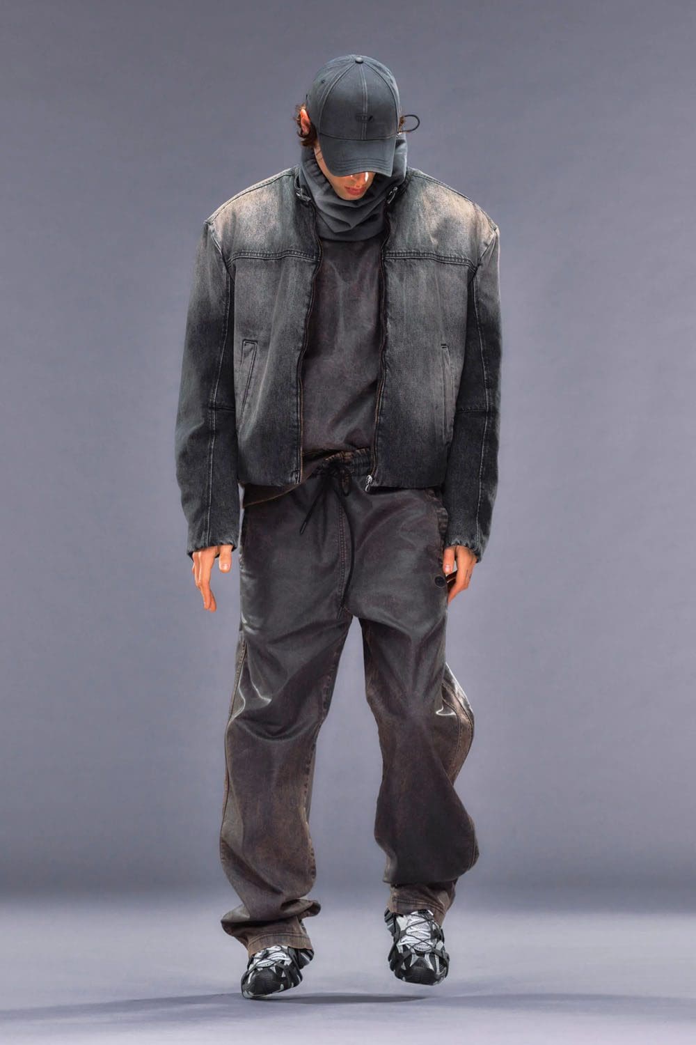 Diesel Resort 2024 Runway Magazine (17)