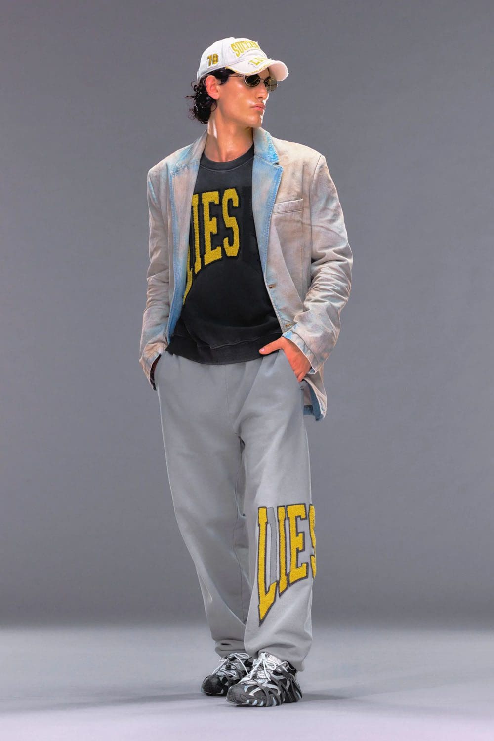 Diesel Resort 2024 Runway Magazine (34)
