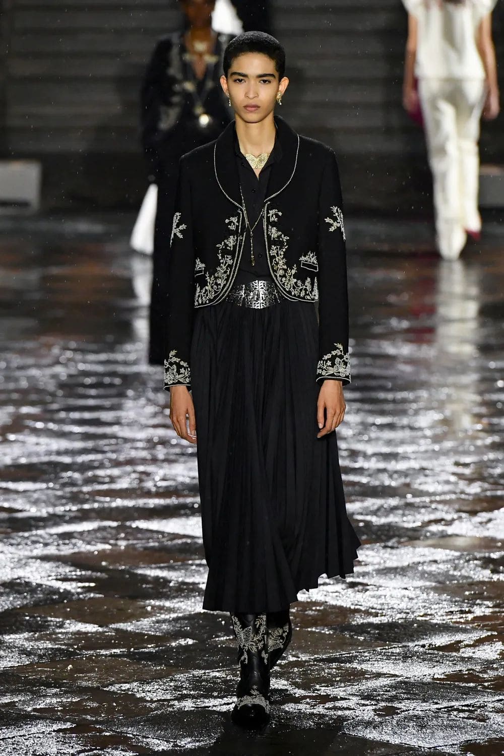 ディオールクルーズ 2024 リゾートメキシコ Runway 雑誌(33)