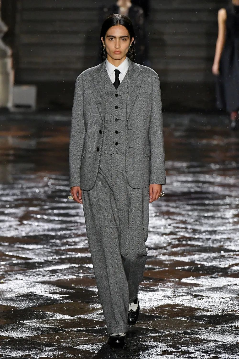 ディオールクルーズ 2024 リゾートメキシコ Runway 雑誌(37)