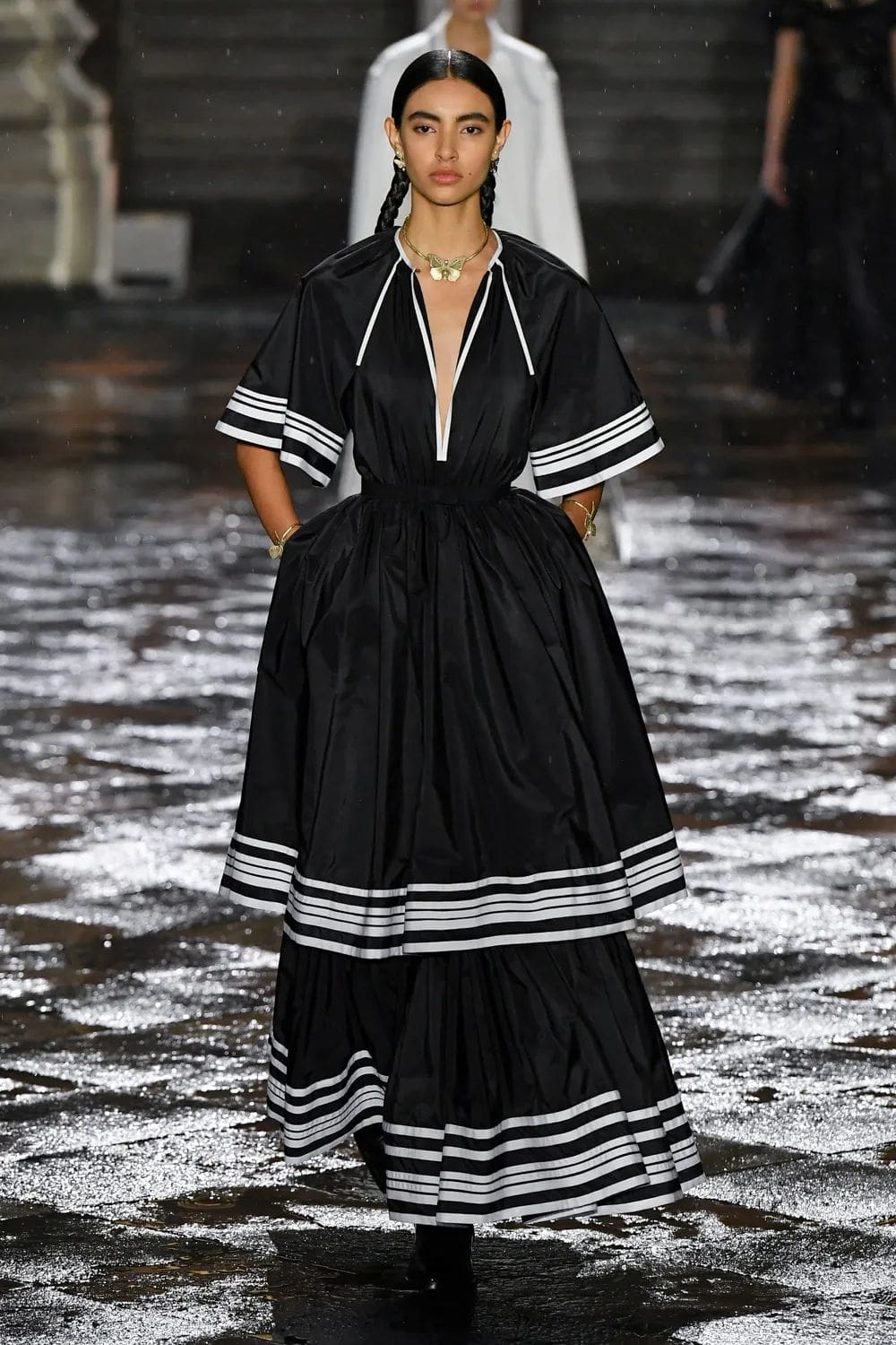 ディオールクルーズ 2024 リゾートメキシコ Runway 雑誌(53)