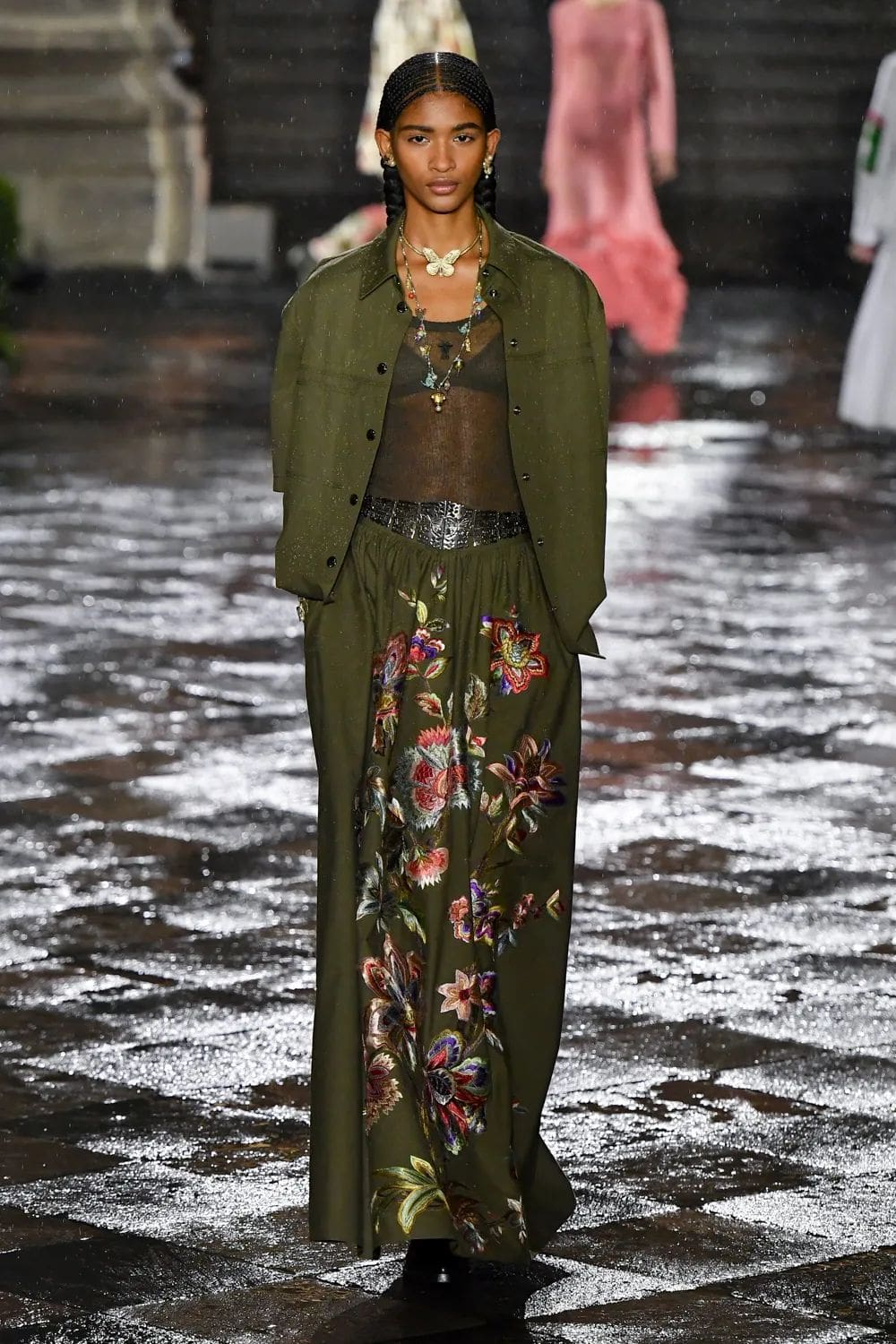 ディオールクルーズ 2024 リゾートメキシコ Runway 雑誌(73)
