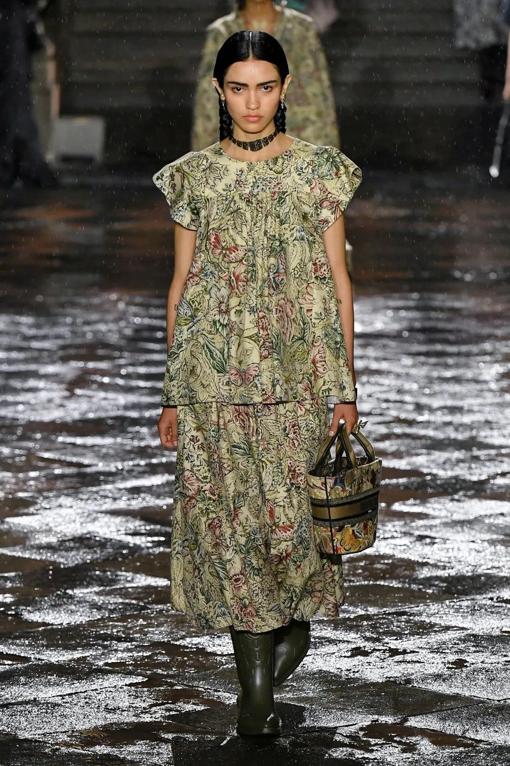 ディオールクルーズ 2024 リゾートメキシコ Runway 雑誌(76)