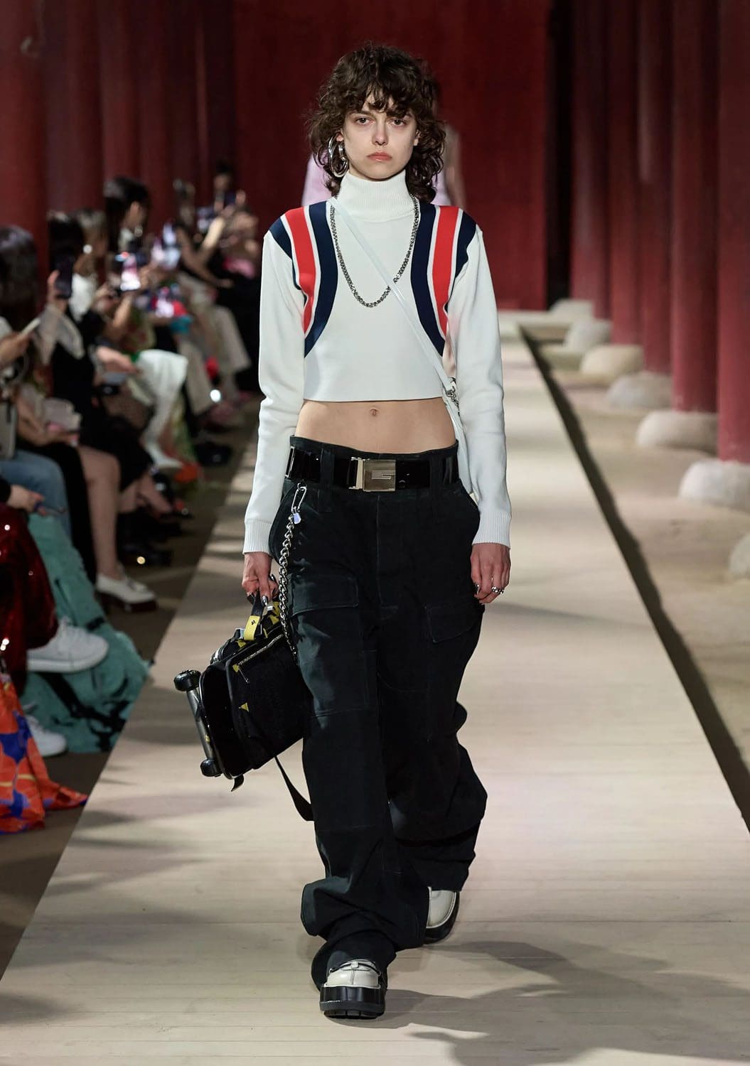 Gucci Cruise 2024 Resort Seoul Runway Magazine (10)