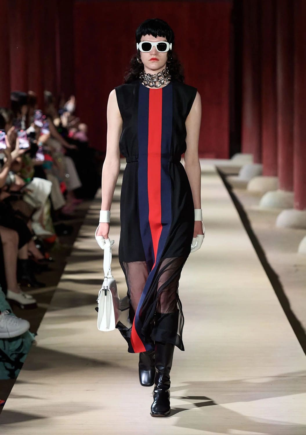 Gucci Cruise 2024 Resort Seoul Runway Magazine (2)
