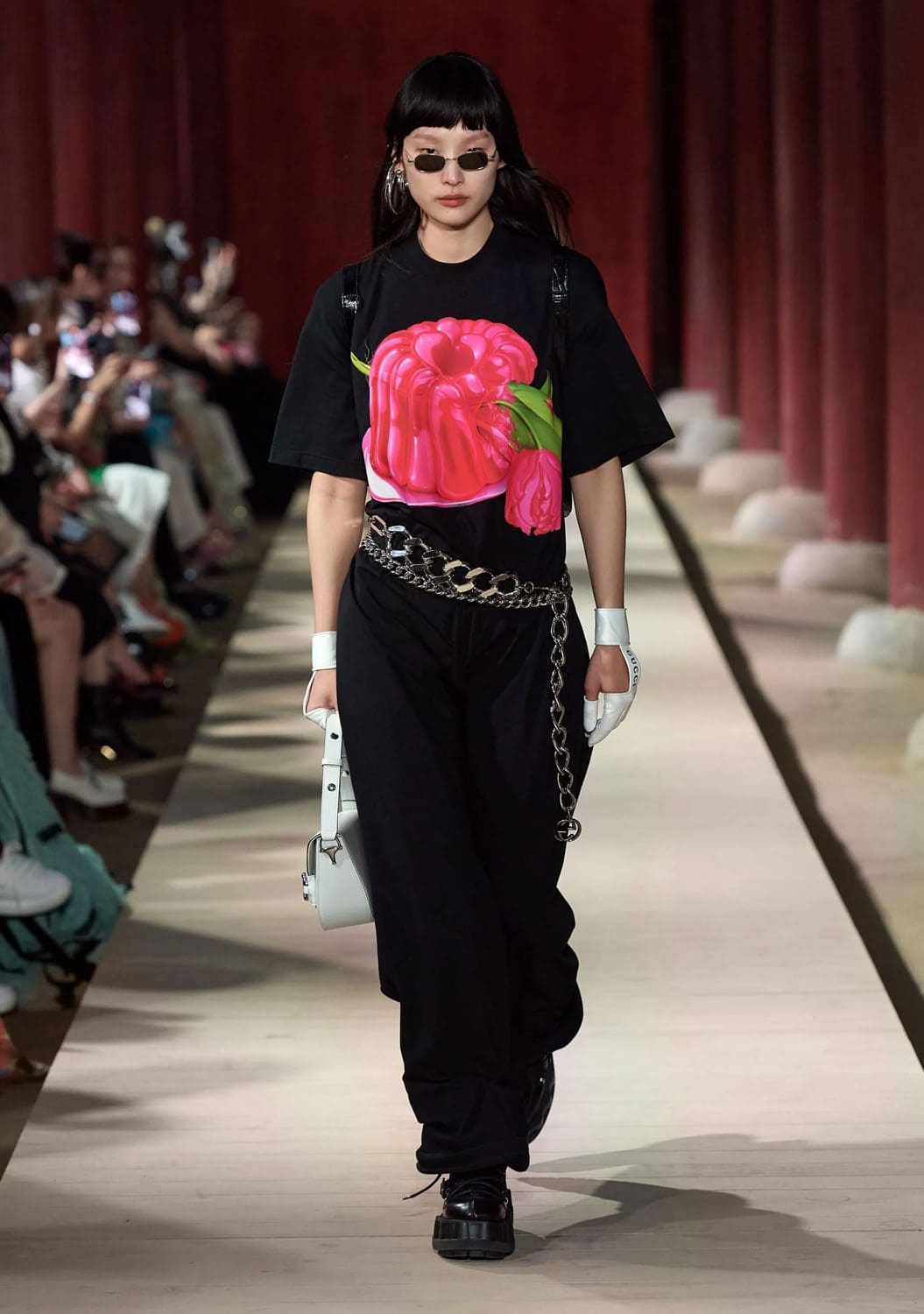Gucci Cruise 2024 Resort Seoul Runway Magazine (21)