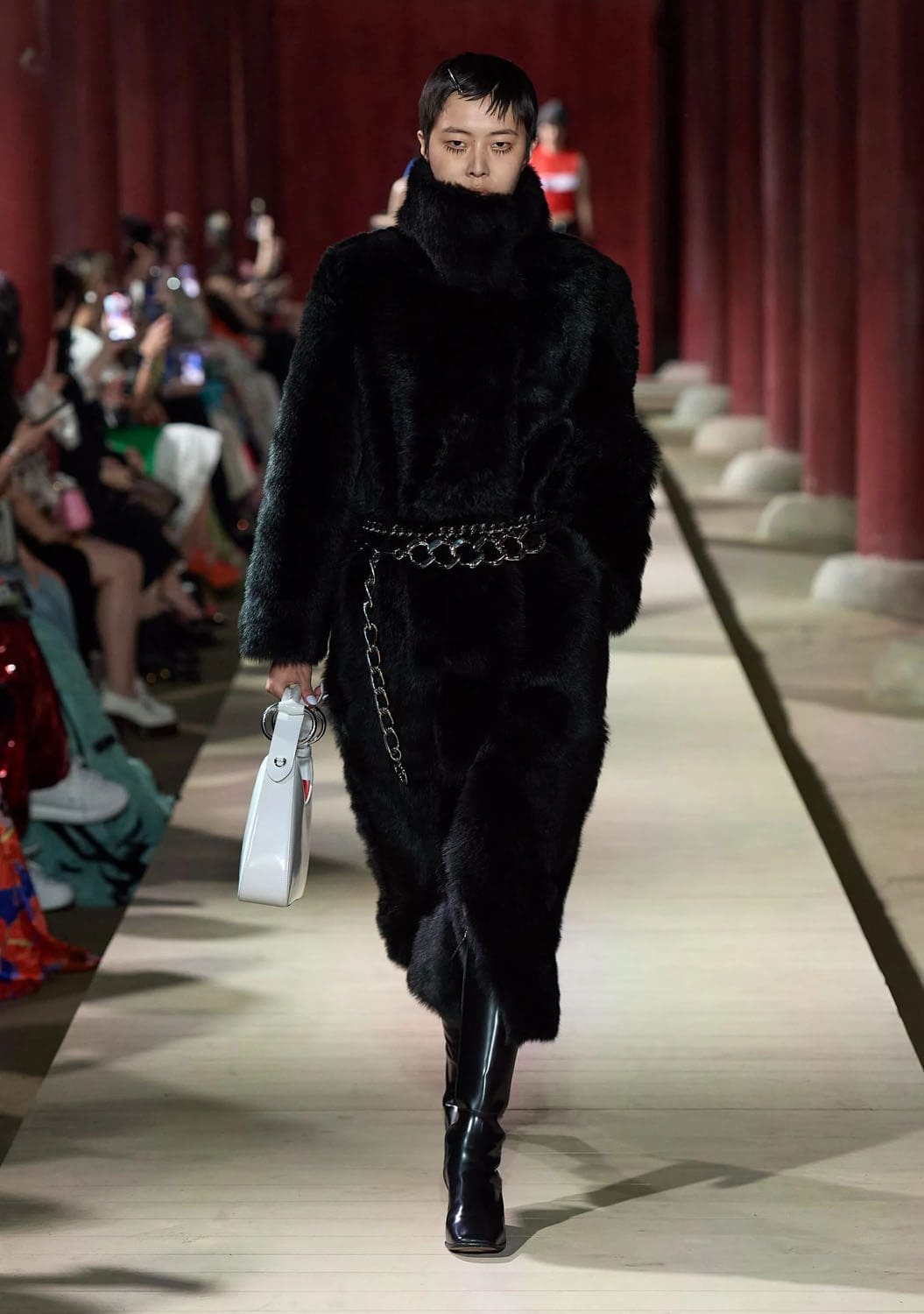 Gucci Cruise 2024 Resort Seoul Runway Magazine (48)