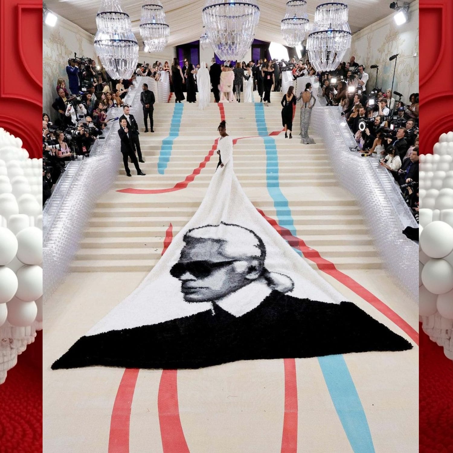Jeremy Pope con bandeja del retrato de Karl Lagerfeld en Balmain en la Met Gala 2023 1