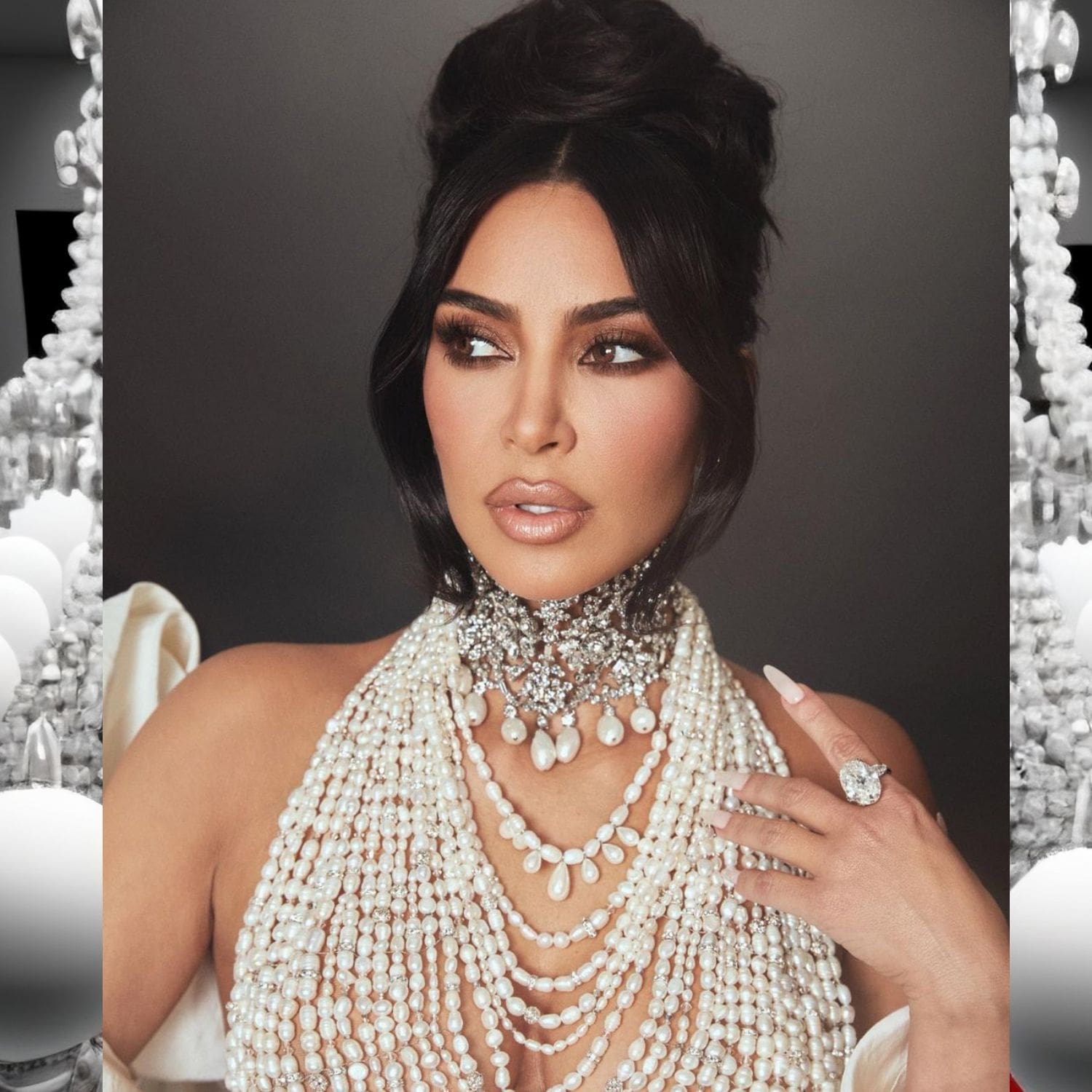 Kim Kardashian con Schiaparelli de Daniel Rosebery en la Met Gala 2023 6
