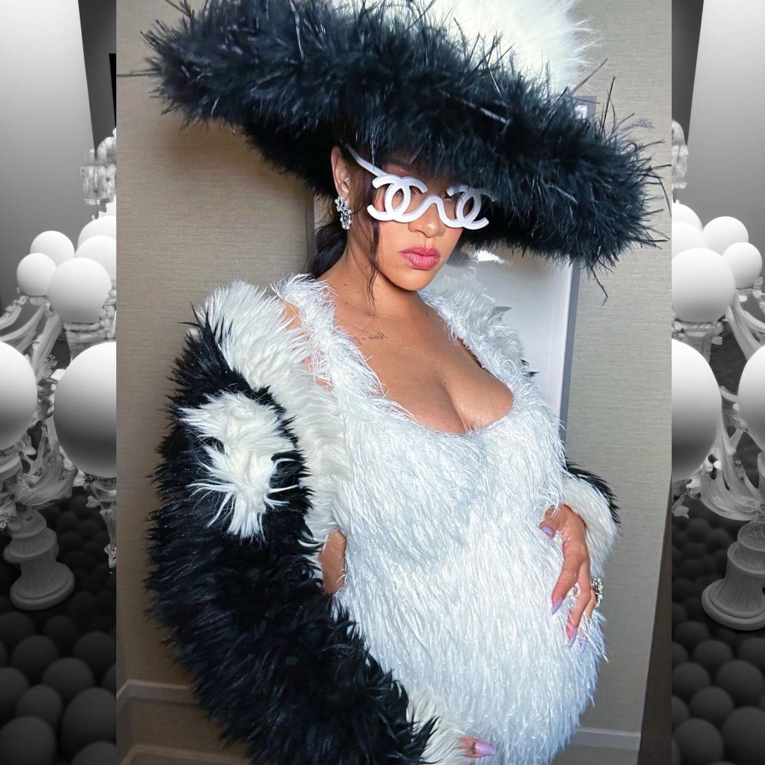 Rihanna con look Chanel ish o Karl ish preparándose para la Met Gala 2023 1