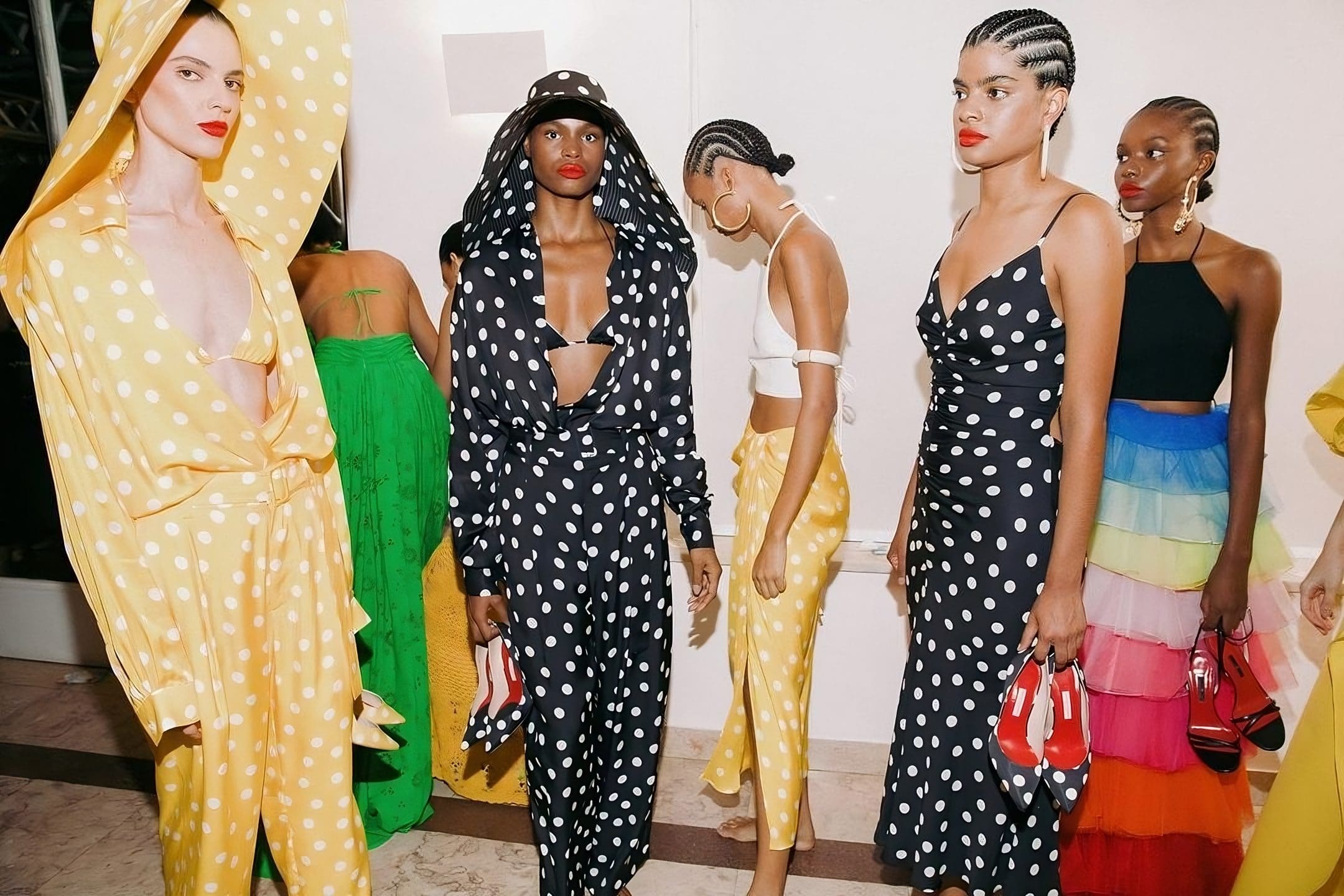 8Carolina Herrera Resort 2024 Rio Runway Magazine