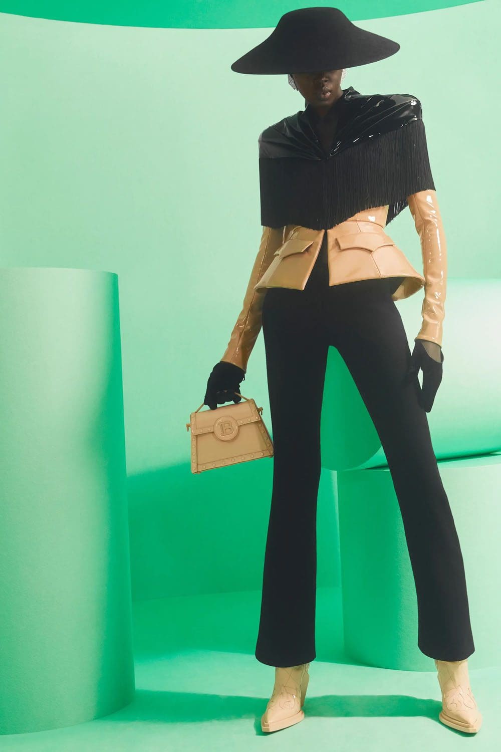 Balmain Resort 2024 Runway Revista (21)