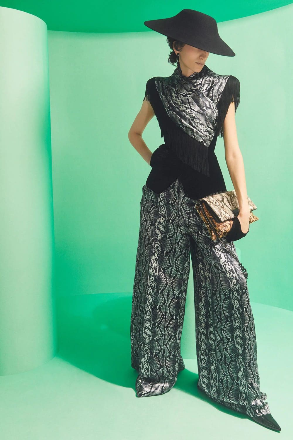 Balmain Resort 2024 Runway Revista (44)