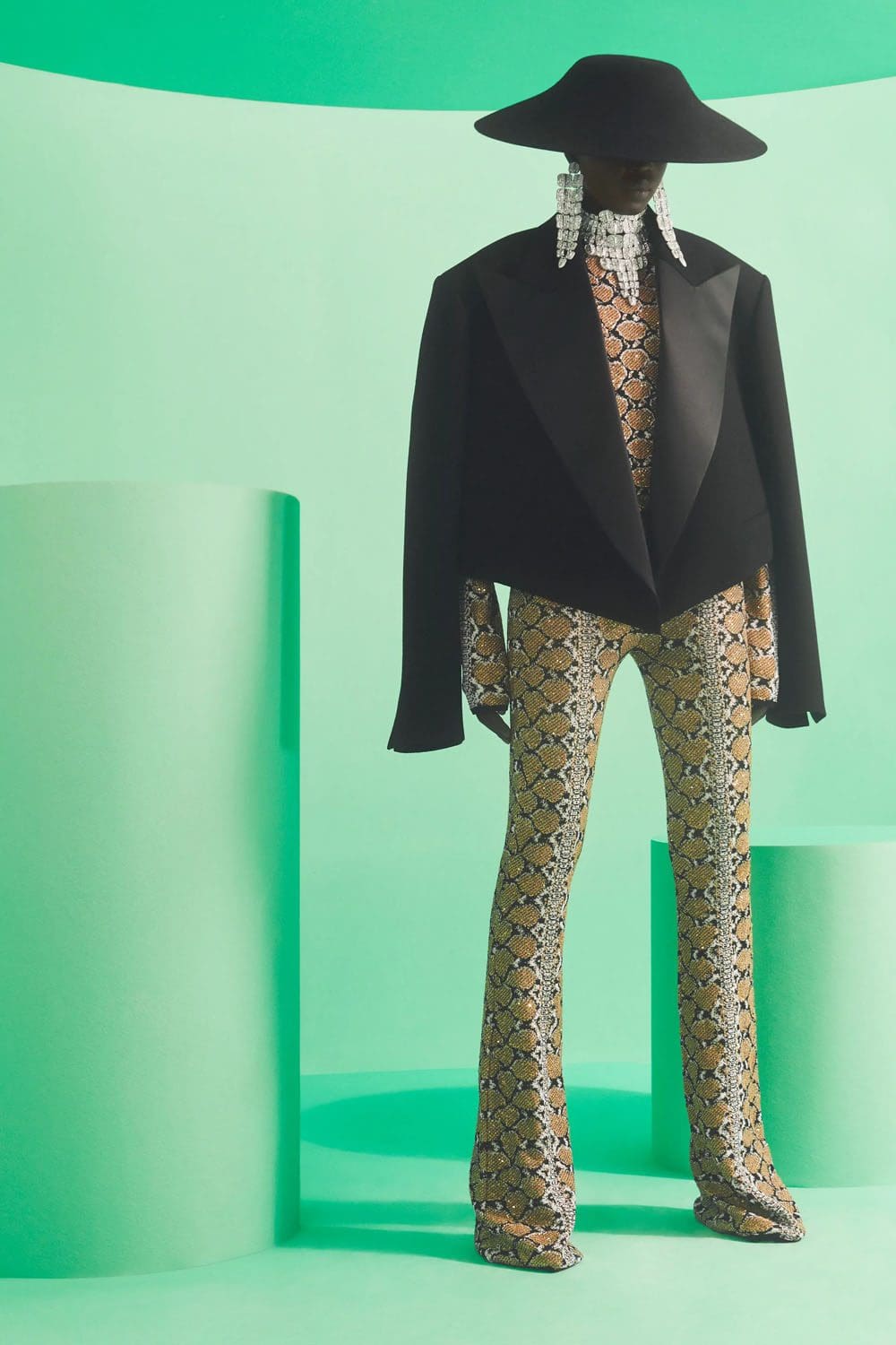 Balmain Resort 2024 Runway Revista (46)