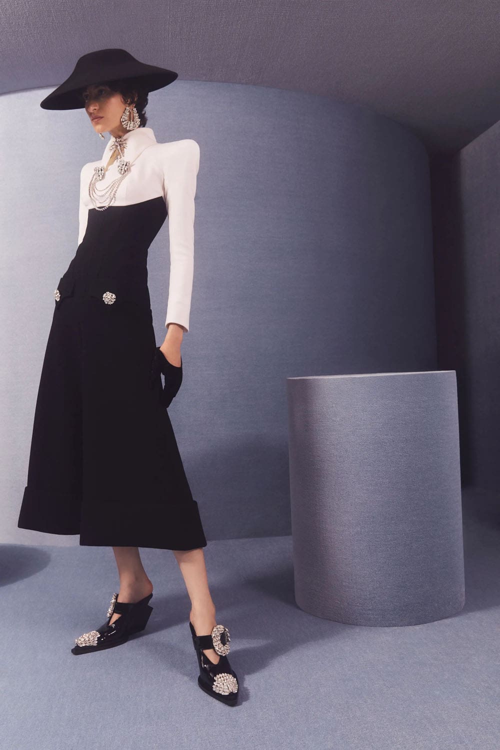 Balmain Resort 2024 Runway Revista (59)