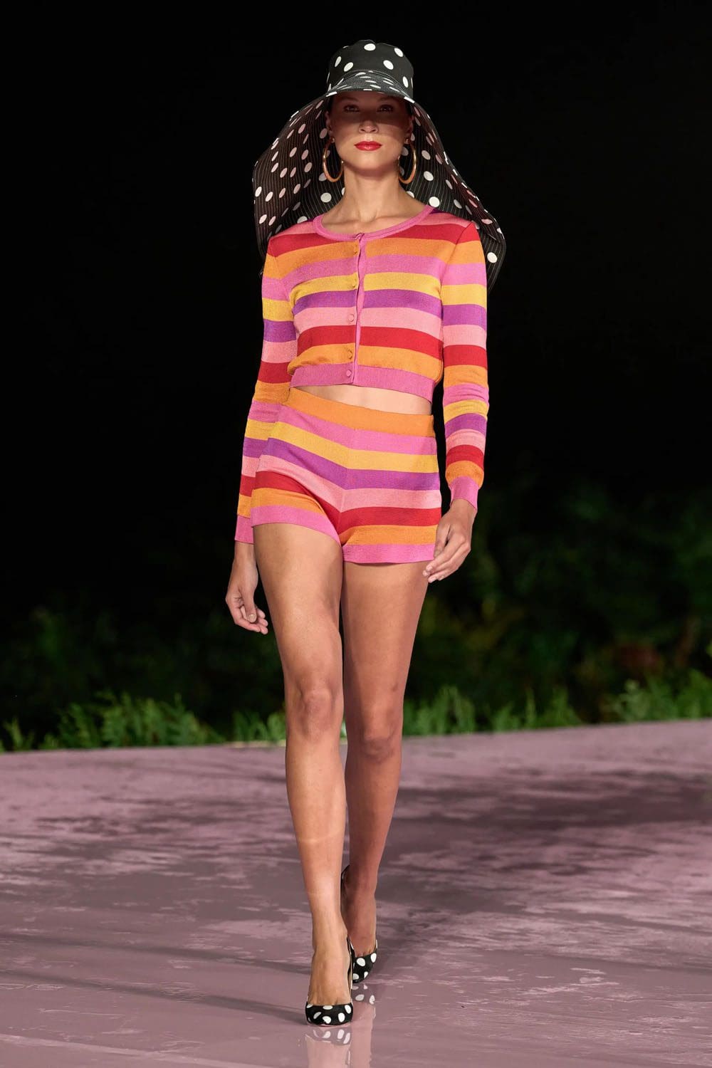 Carolina Herrera Resort 2024 Rio Runway Magazine (16)