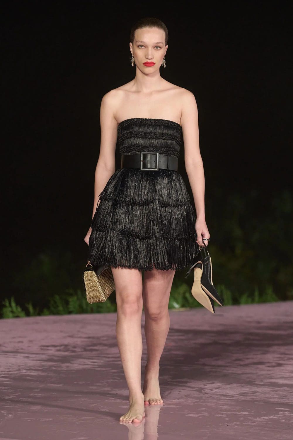Carolina Herrera Resort 2024 Rio Runway Magazine (23)
