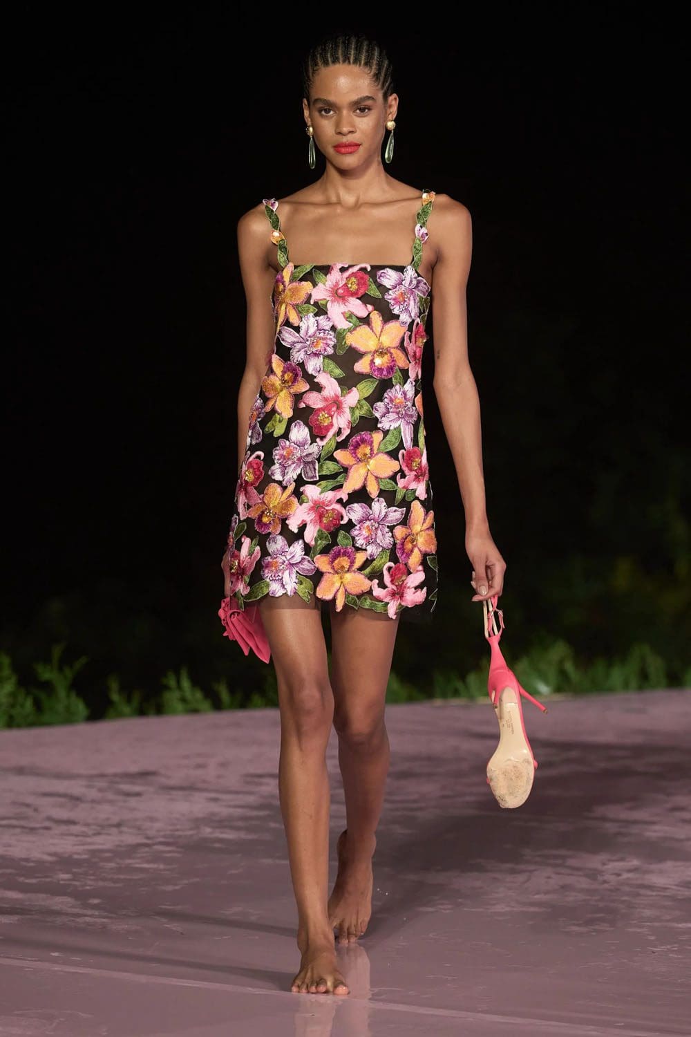 Carolina Herrera Resort 2024 Rio Runway Magazine (28)