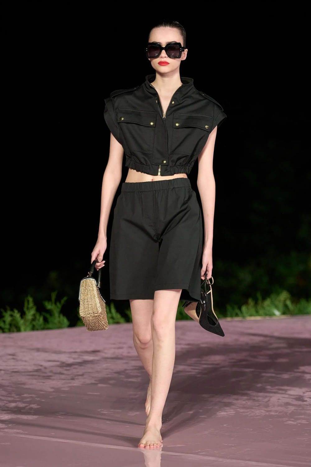 Carolina Herrera Resort 2024 Rio Runway Magazine (40)