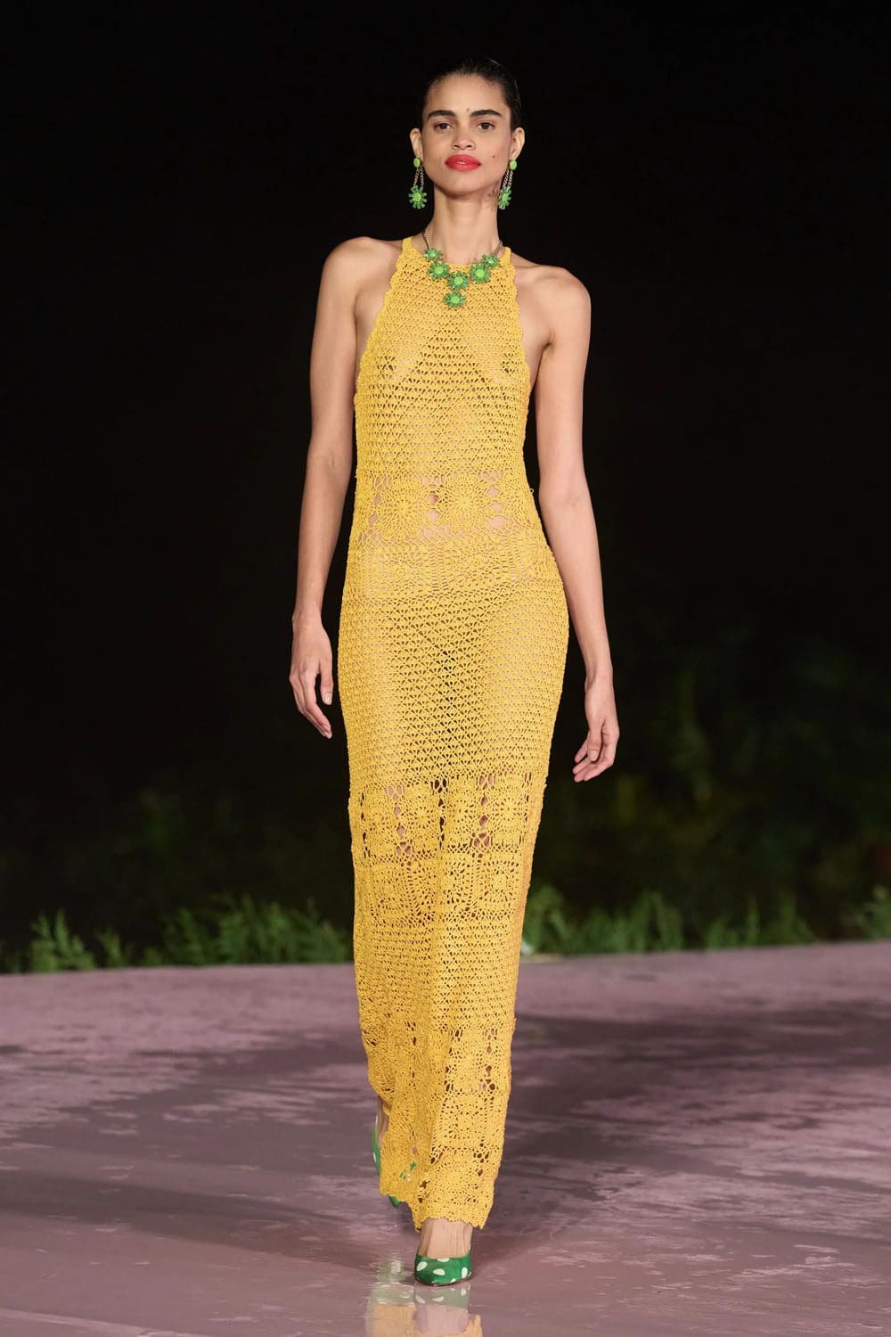 Carolina Herrera Resort 2024 Rio Runway Magazine (52)