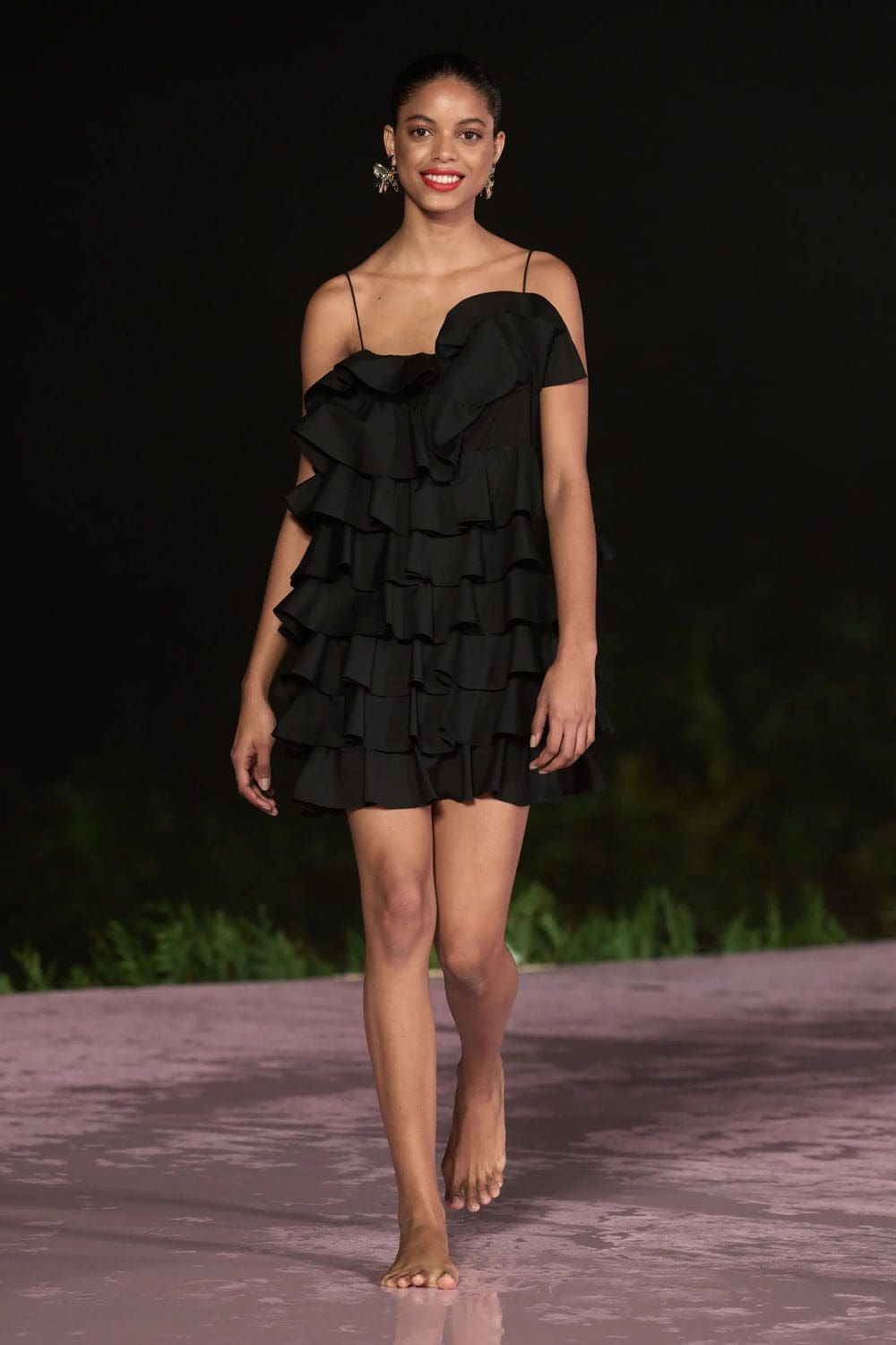 Carolina Herrera Resort 2024 Rio Runway Magazine (57)