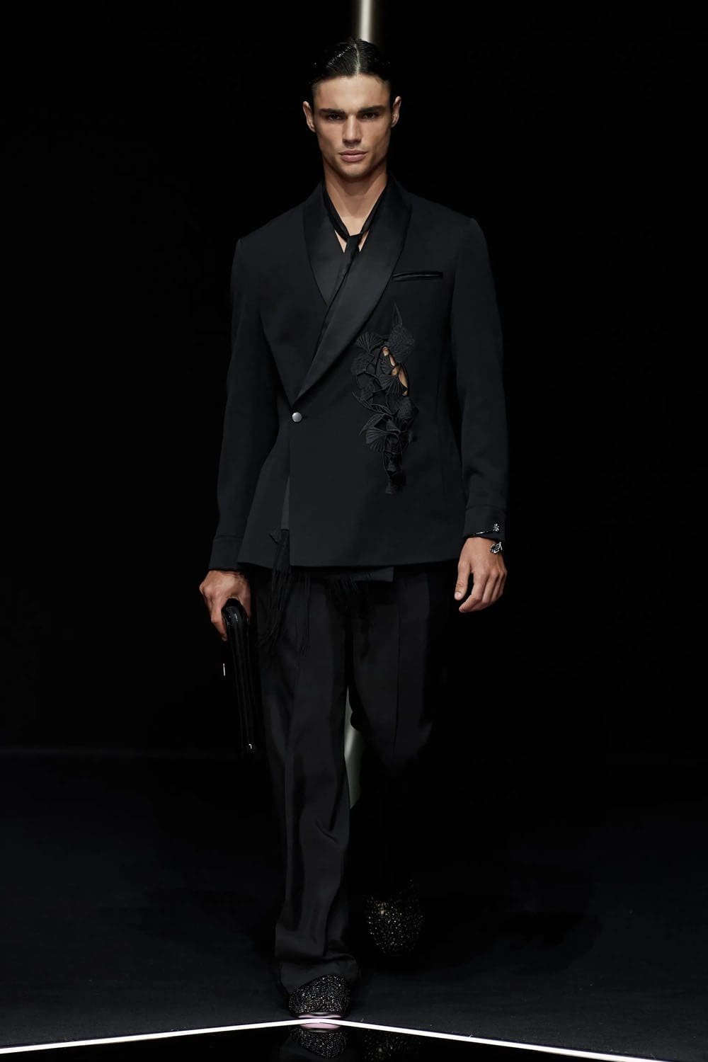 Emporio Armani Men Spring Summer 2024 Runway Magazine (1)