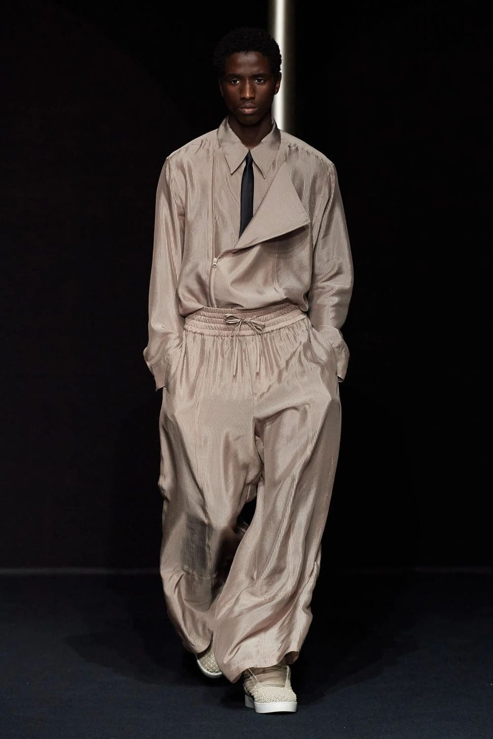 Emporio Armani Men Spring Summer 2024 Runway Magazine (21)