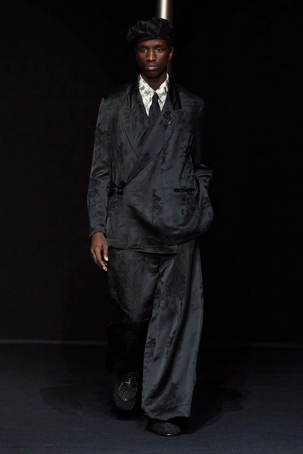 Emporio Armani Men Spring Summer 2024 Runway Magazine (54)