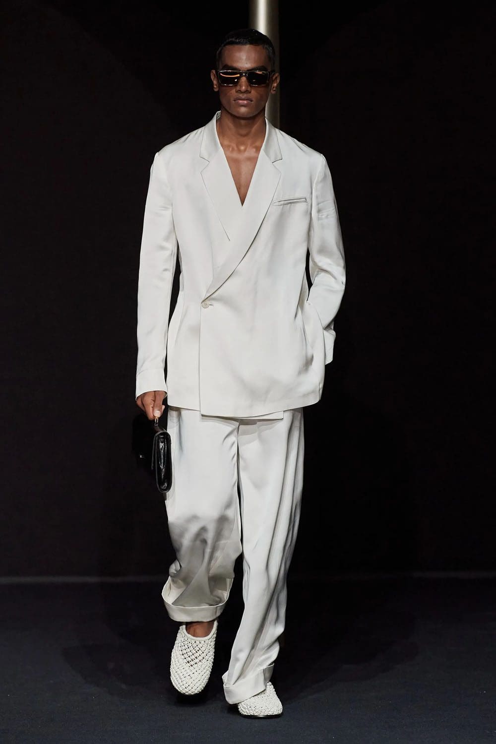 Emporio Armani Men Spring Summer 2024 Runway Magazine (79)