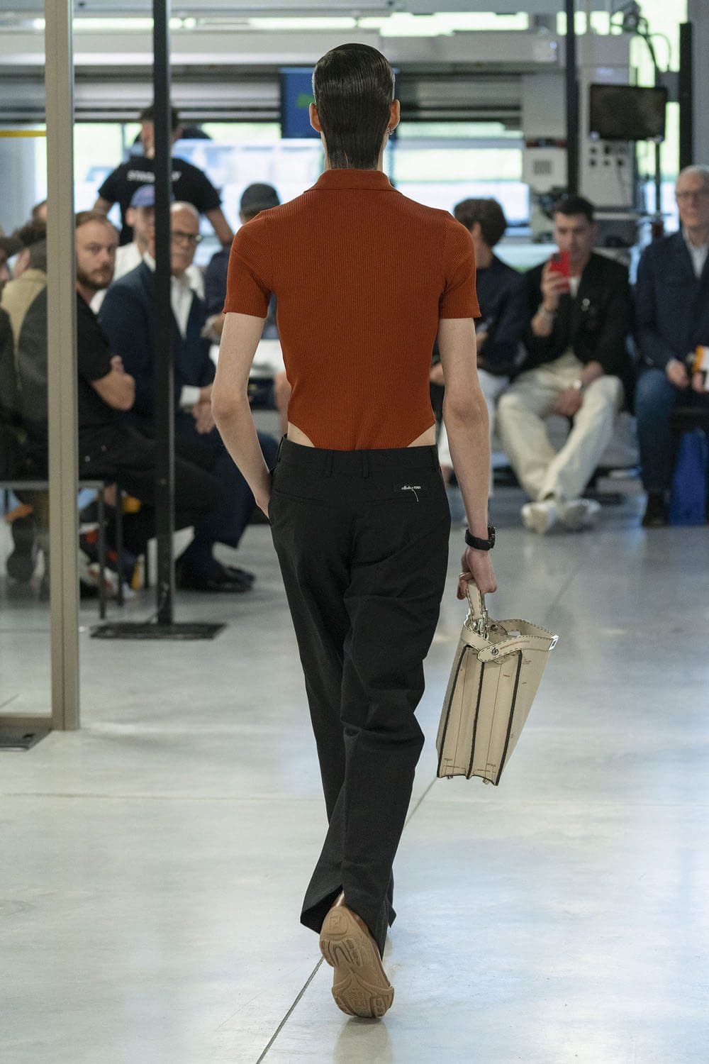 Fendi Moda Masculina Primavera Verão 2024 Runway Revista (135)