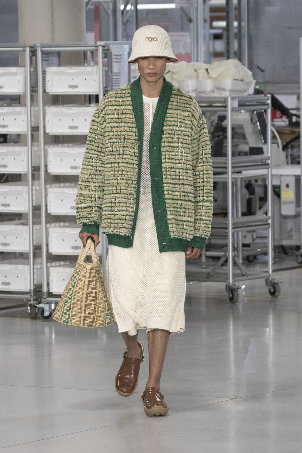 Fendi Moda Masculina Primavera Verão 2024 Runway Revista (172)