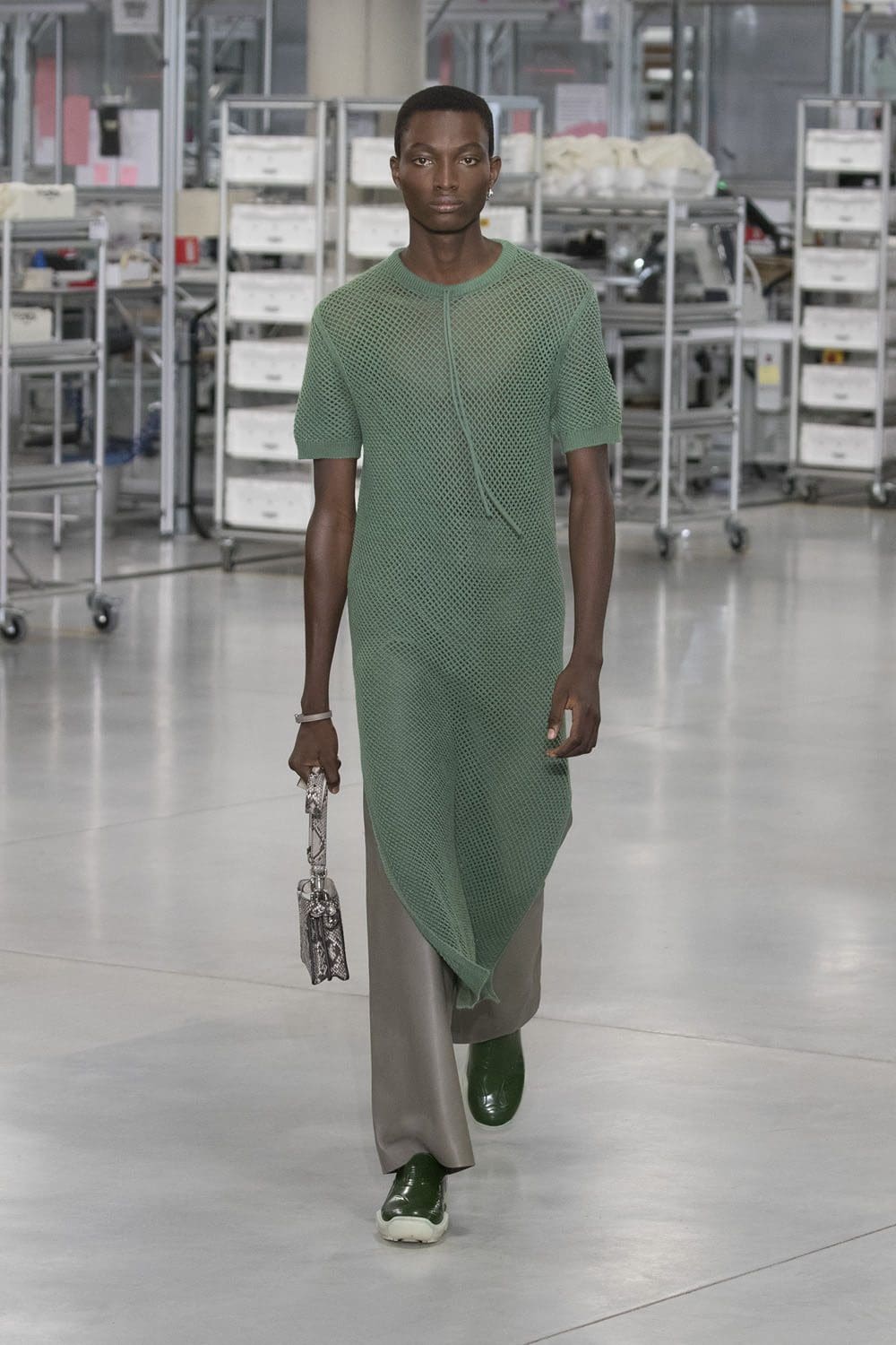 Fendi Moda Masculina Primavera Verão 2024 Runway Revista (176)