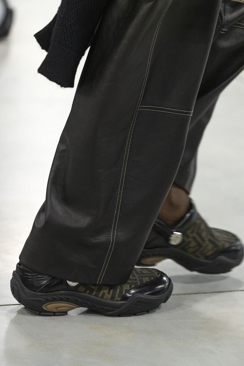 Fendi Moda Masculina Primavera Verão 2024 Runway Revista (203)