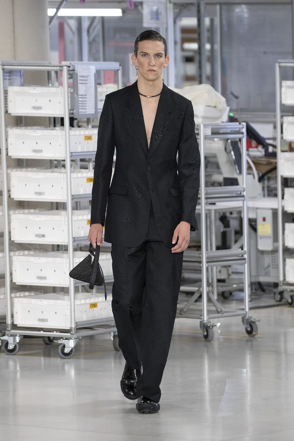 Fendi Moda Masculina Primavera Verão 2024 Runway Revista (212)