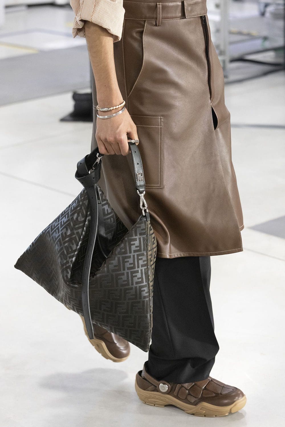 Fendi Moda Masculina Primavera Verão 2024 Runway Revista (65)