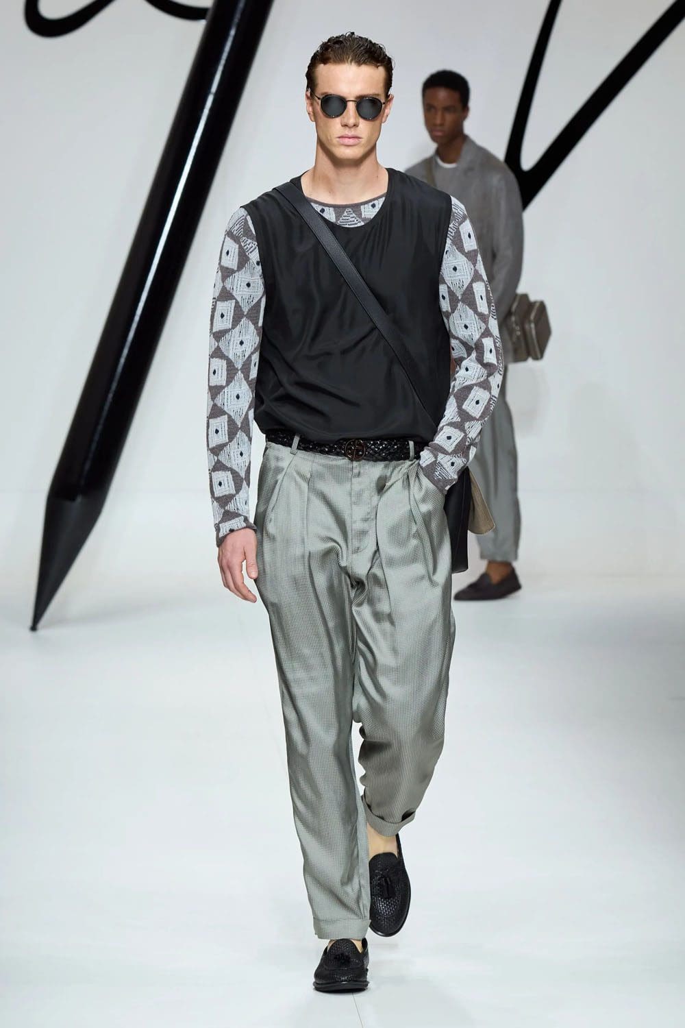 Giorgio Armani Primavera Verão 2024 Roupa masculina Runway Revista (10)