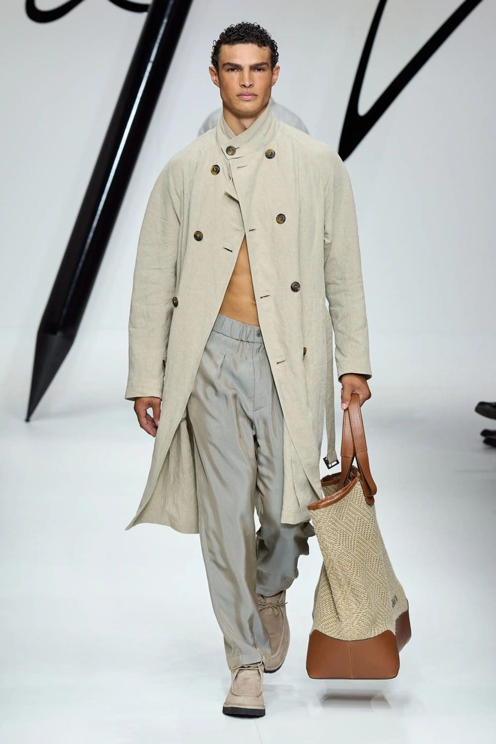 Giorgio Armani Primavera Verão 2024 Roupa masculina Runway Revista (12)